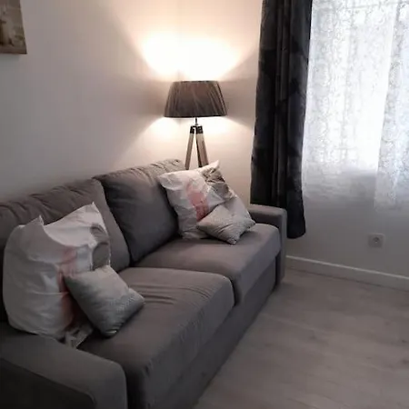 Apartment Studette Centre Historique Refait A Neuf 2022 Frejus